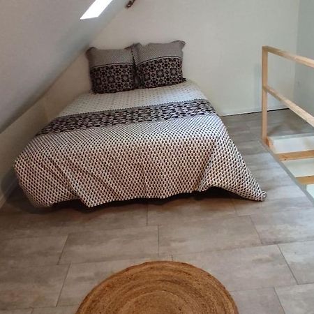 Appartement Hyper Centre Mayenne Exterior foto